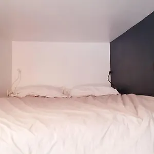 https://small-arty-studio-menilmontant.fr-paris.fr