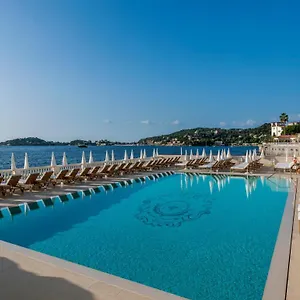 Hotel La Reserve De